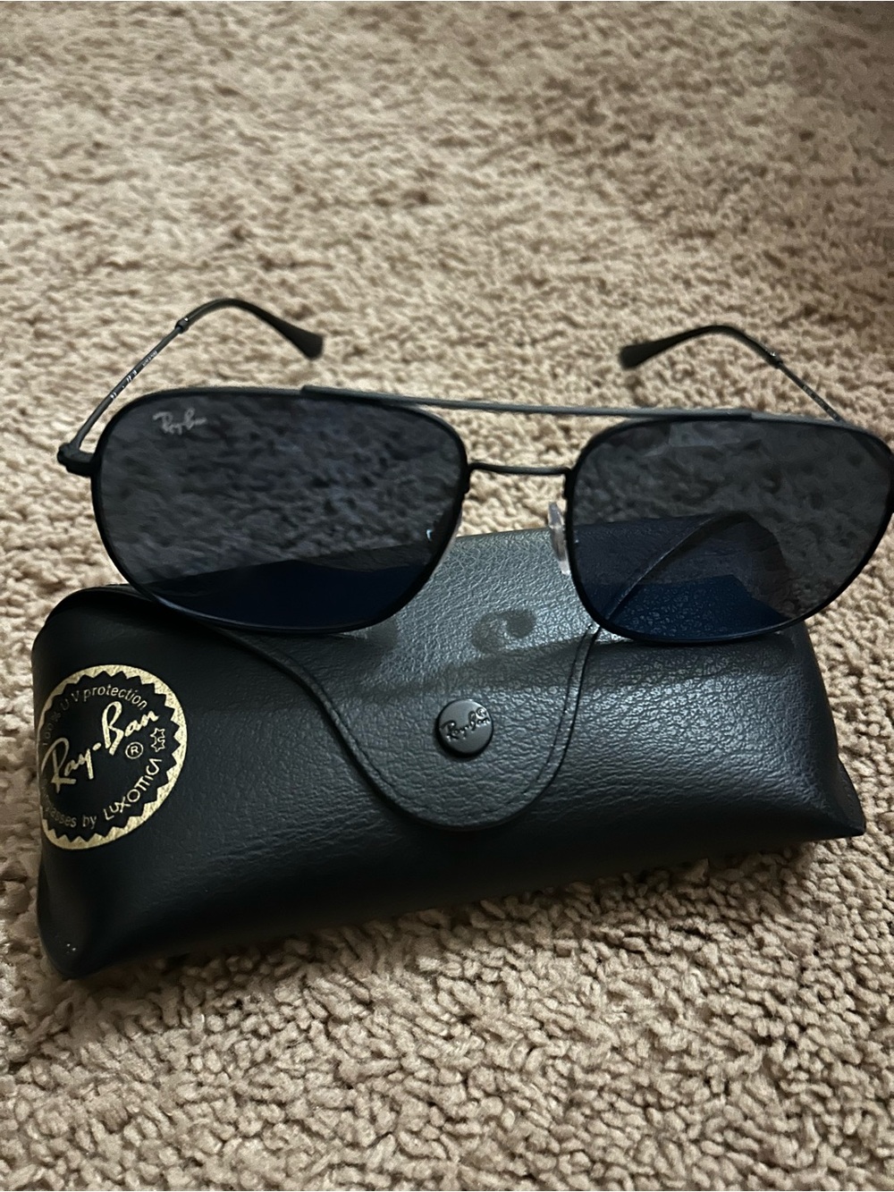 Ray-Ban Black Aviator Sunglasses with Dark Blue Lenses